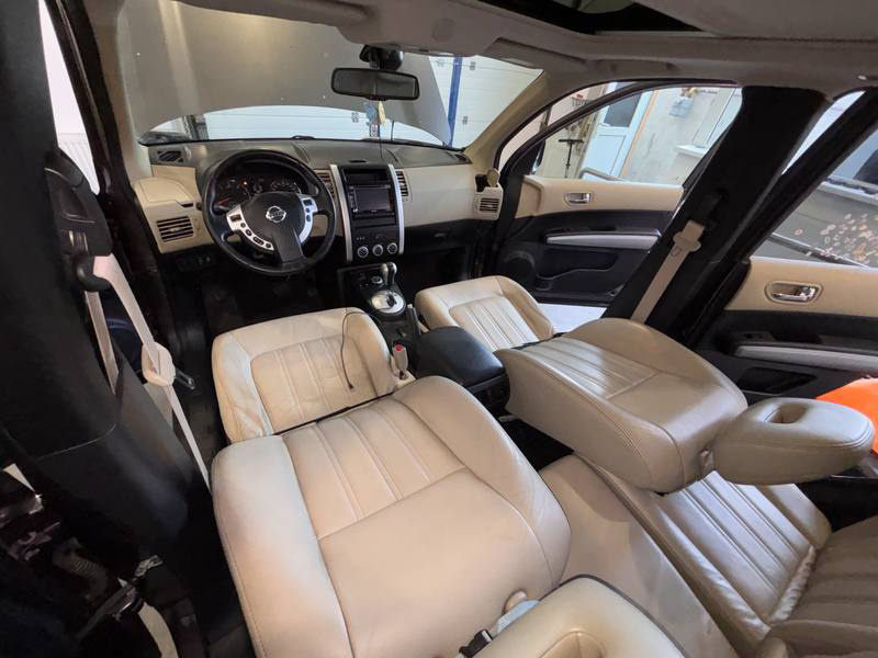 Interior auto restaurat profesional