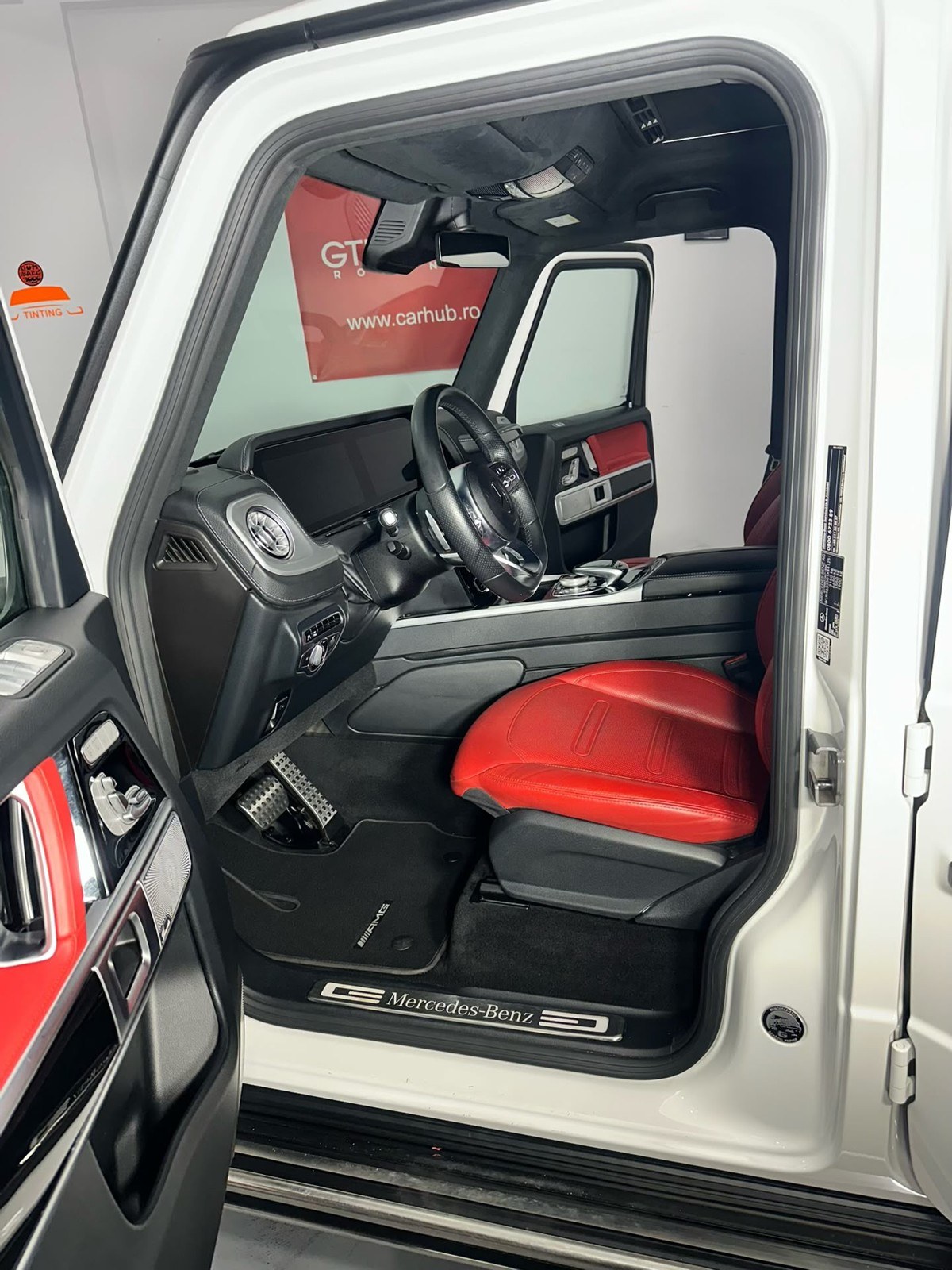 Detailing auto București — Mercedes G-Class · interior